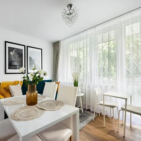 Wasilkowskiego Luxury * Varsó